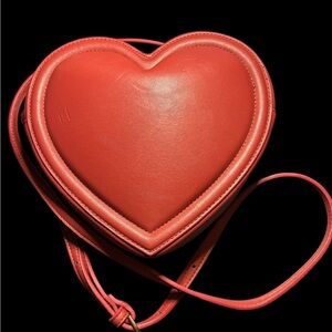 a new day Red Heart-Shaped Crossbody Bag